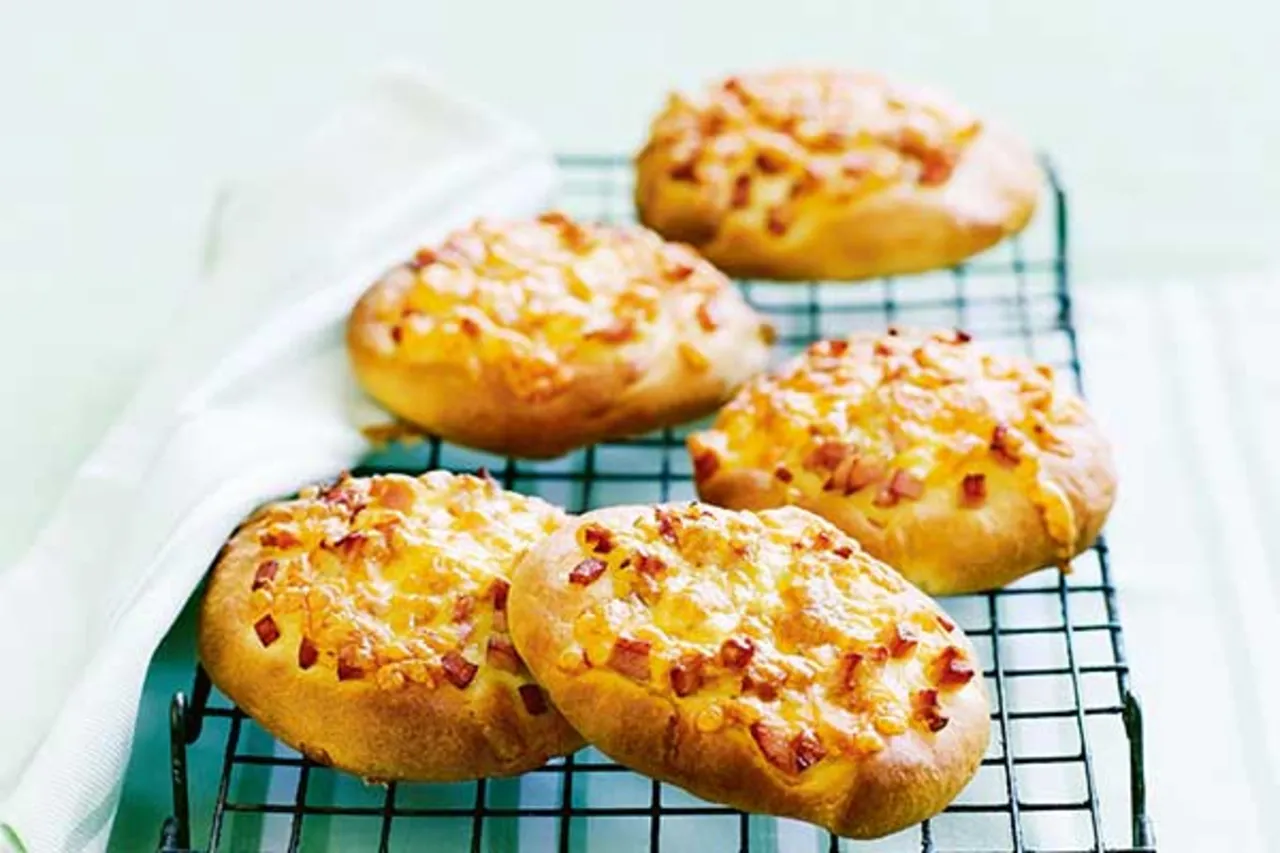 Bacon and Cheese Rolls - Puratos