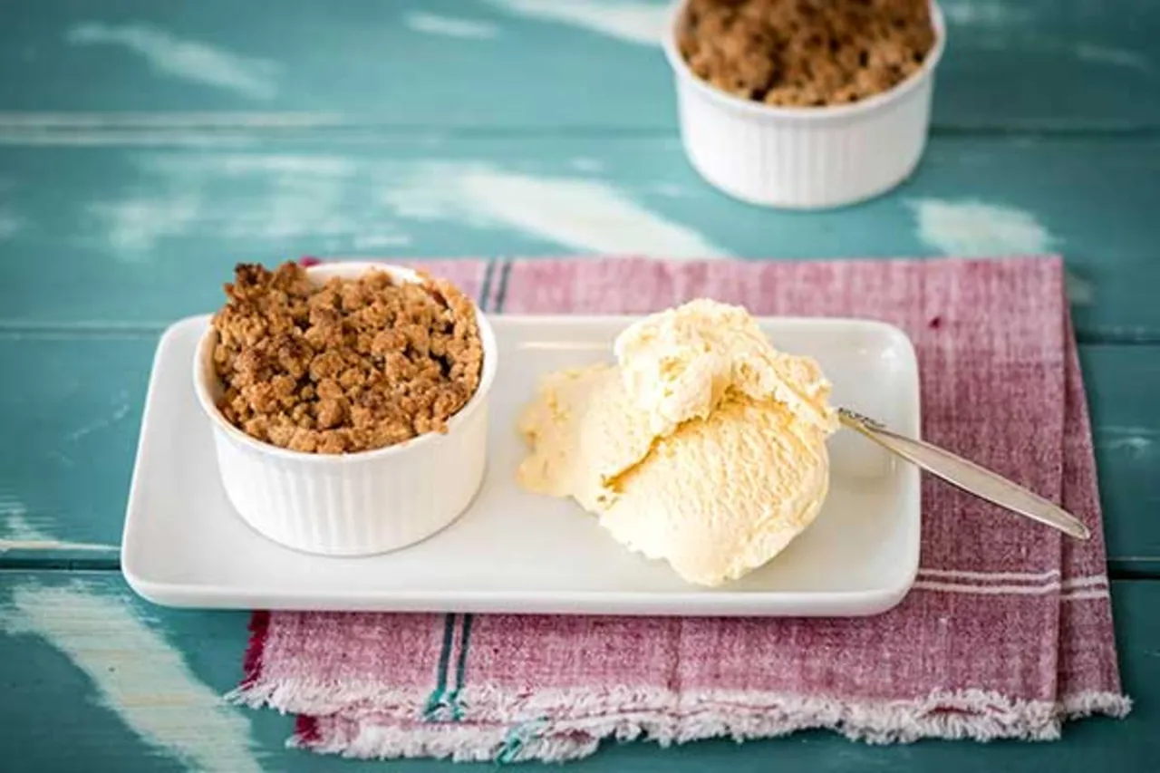 Small Apple Crumble Tart - Puratos